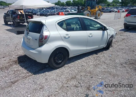 2012 Toyota Prius C Two from USA, damaged, VIN JTDKDTB34C1523459